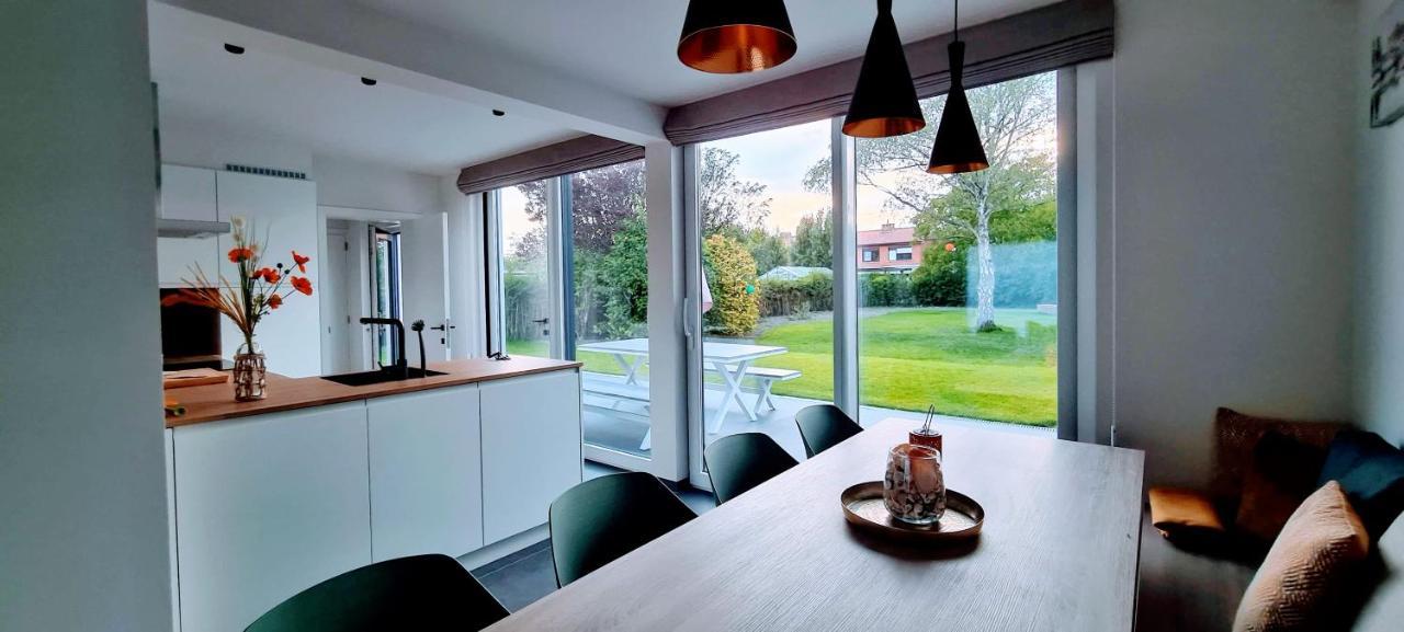 Die Huis 14-Een Oase Van Rust Tussen Polders En Kust ออสเทนด์ ภายนอก รูปภาพ